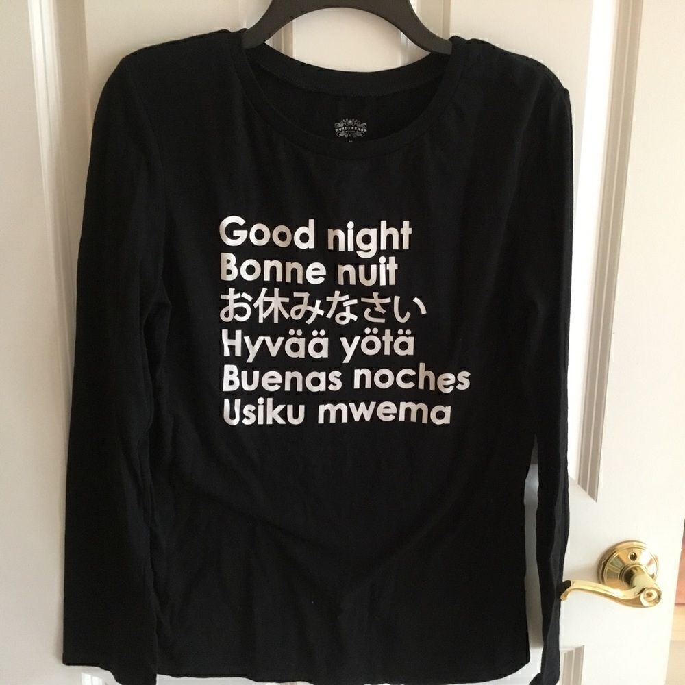 NWOT. Women’s Size M Cotton & Polyester Sleep Shirt
